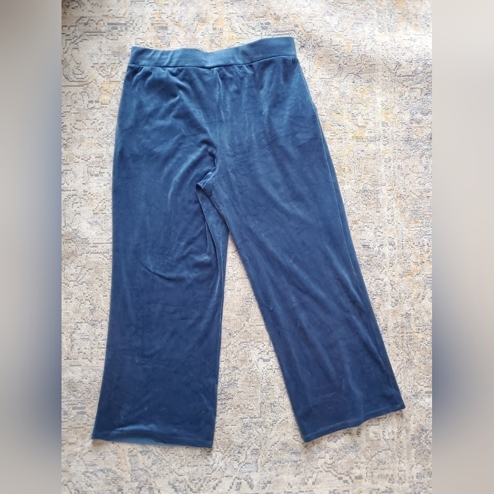 Cable and guage blue velour wide leg tracksuit. Womens XL EUC - Picture 3 of 16